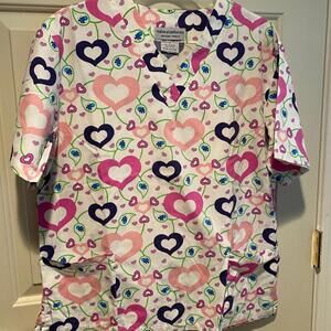 Natural Uniforms Women's Heart Print Scrub Top Size Small
